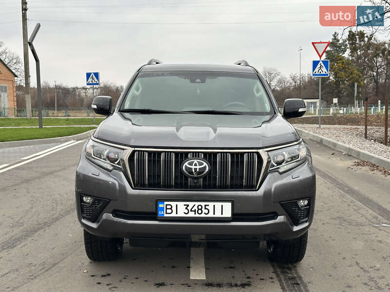 Позашляховик / Кросовер Toyota Land Cruiser Prado 2021 в Лубнах