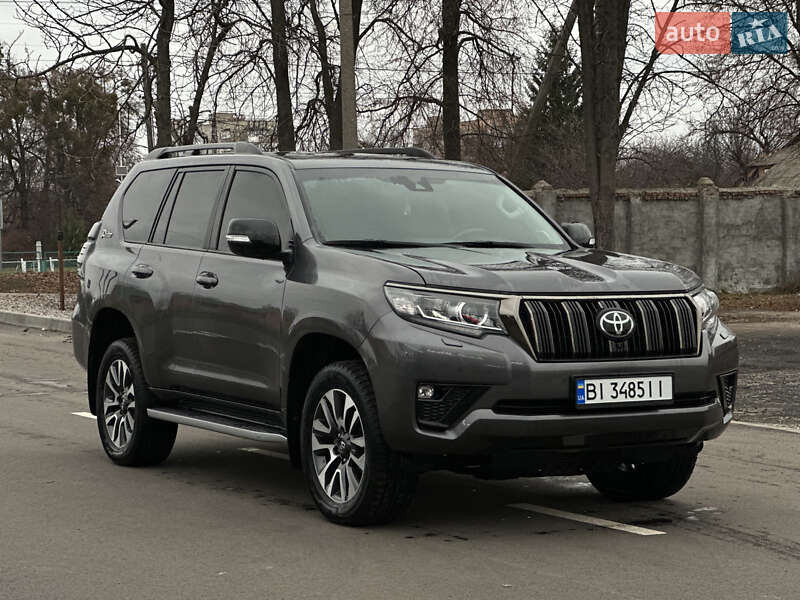 Позашляховик / Кросовер Toyota Land Cruiser Prado 2021 в Лубнах