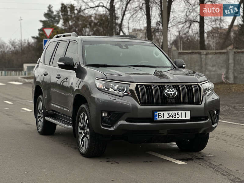Позашляховик / Кросовер Toyota Land Cruiser Prado 2021 в Лубнах