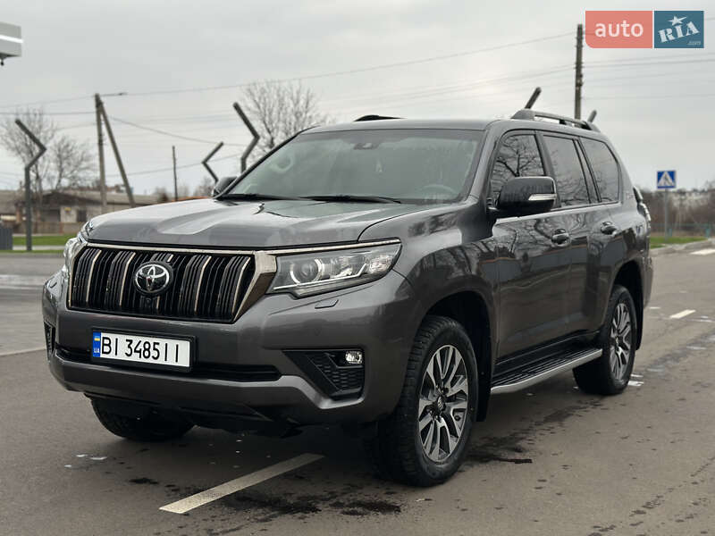 Позашляховик / Кросовер Toyota Land Cruiser Prado 2021 в Лубнах