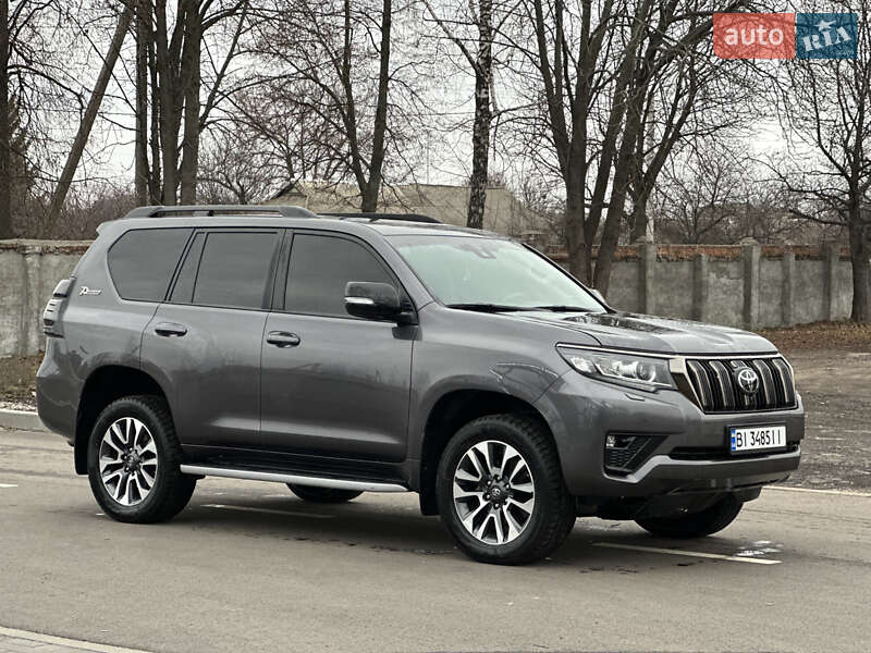 Позашляховик / Кросовер Toyota Land Cruiser Prado 2021 в Лубнах