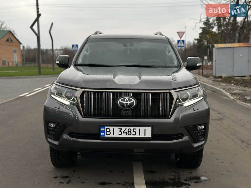 Позашляховик / Кросовер Toyota Land Cruiser Prado 2021 в Лубнах