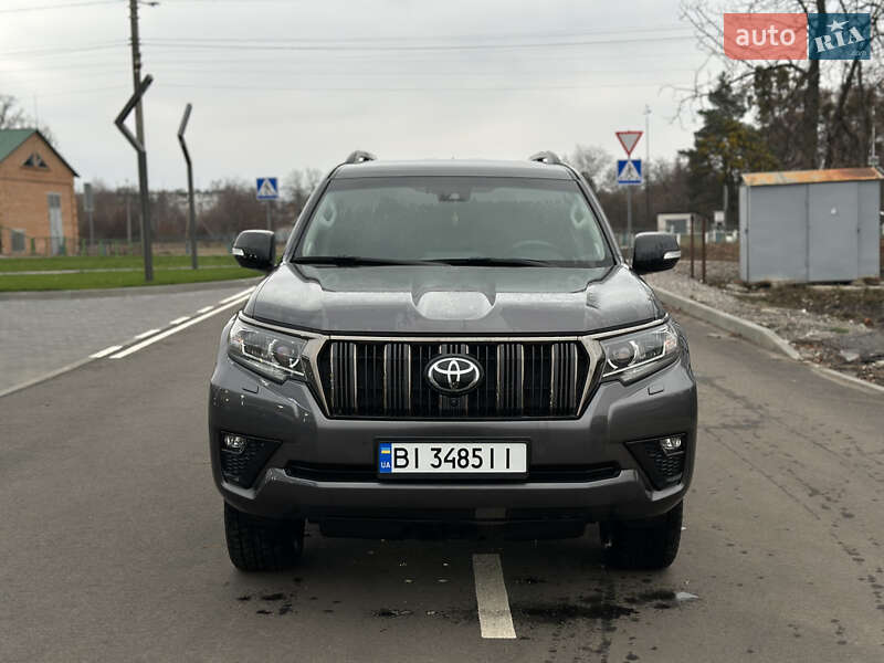 Позашляховик / Кросовер Toyota Land Cruiser Prado 2021 в Лубнах