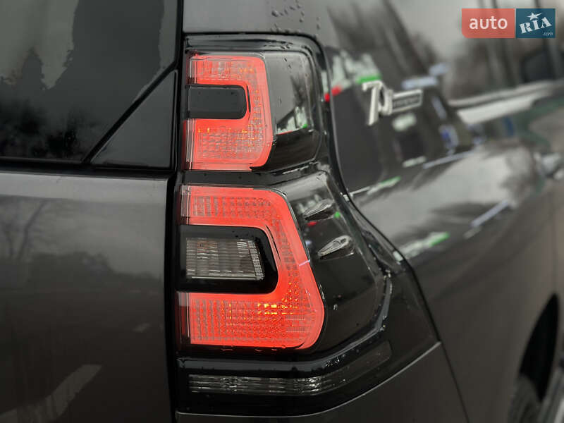 Позашляховик / Кросовер Toyota Land Cruiser Prado 2021 в Лубнах