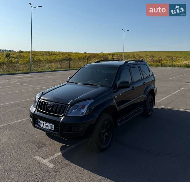 Внедорожник / Кроссовер Toyota Land Cruiser Prado 2005 в Ровно фото Внедорожник / Кроссовер Toyota Land Cruiser Prado 2005 в Ровно