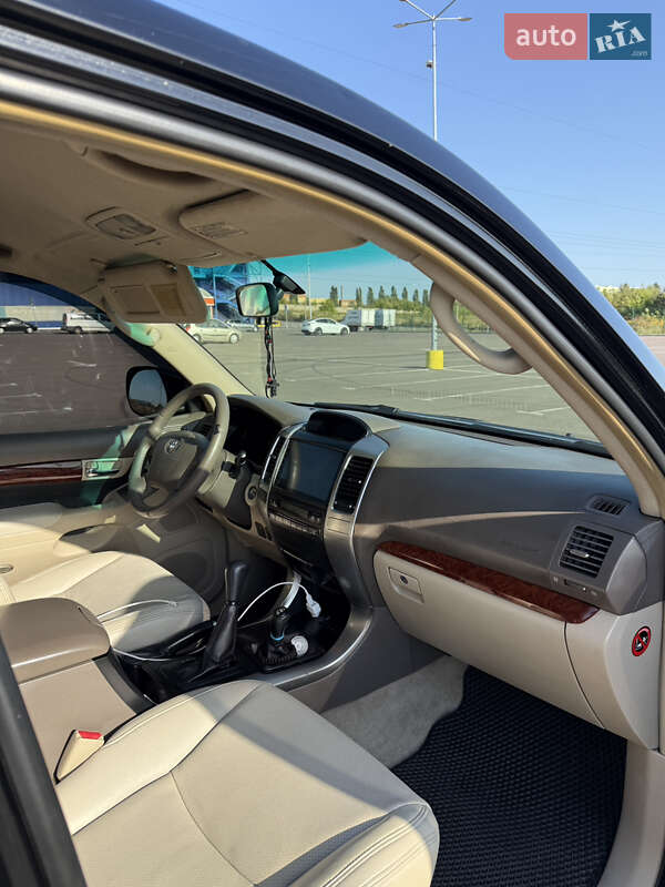 Внедорожник / Кроссовер Toyota Land Cruiser Prado 2005 в Ровно фото 12 Внедорожник / Кроссовер Toyota Land Cruiser Prado 2005 в Ровно