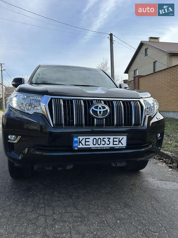 Внедорожник / Кроссовер Toyota Land Cruiser Prado 2023 в Днепре