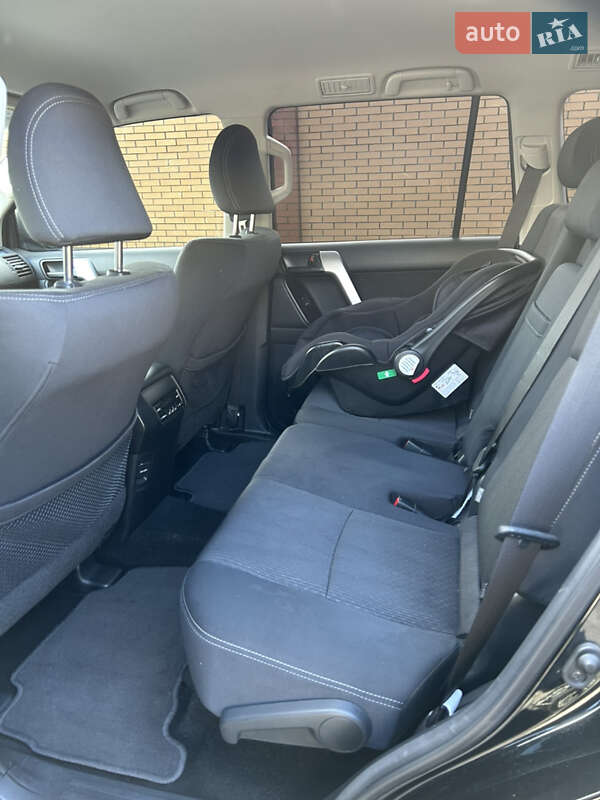 Внедорожник / Кроссовер Toyota Land Cruiser Prado 2023 в Днепре