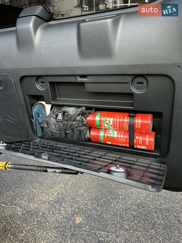 Внедорожник / Кроссовер Toyota Land Cruiser Prado 2023 в Днепре