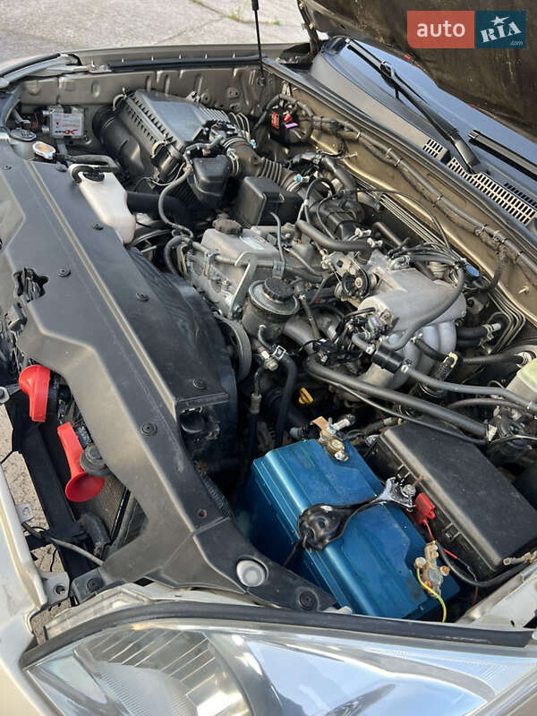 Внедорожник / Кроссовер Toyota Land Cruiser Prado 2004 в Каменском