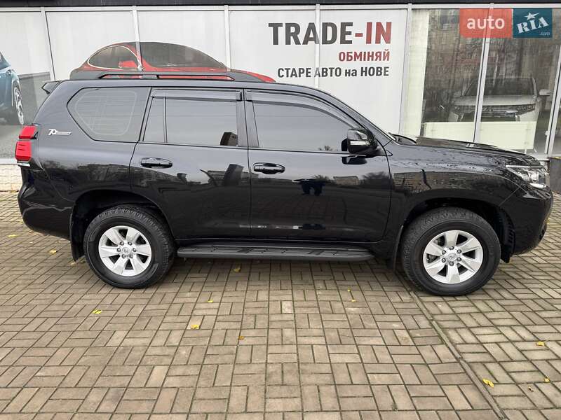 Внедорожник / Кроссовер Toyota Land Cruiser Prado 2022 в Николаеве