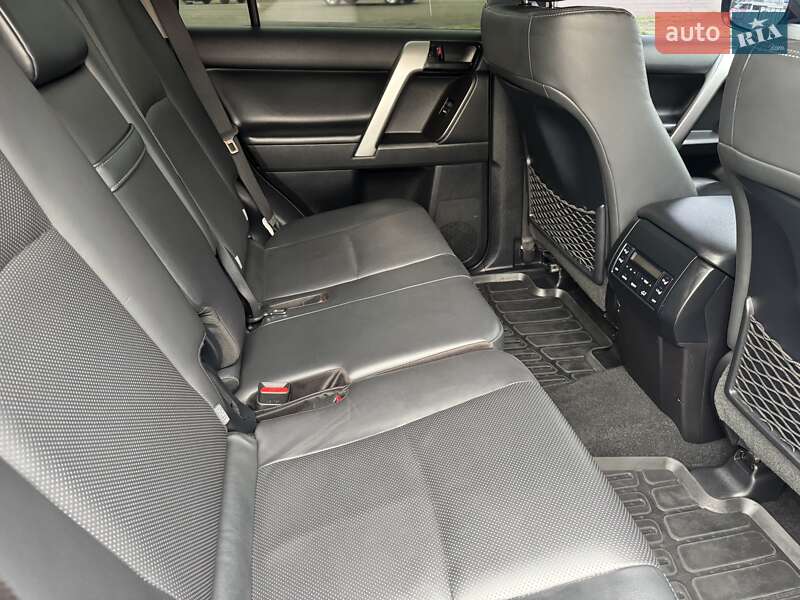 Внедорожник / Кроссовер Toyota Land Cruiser Prado 2022 в Николаеве