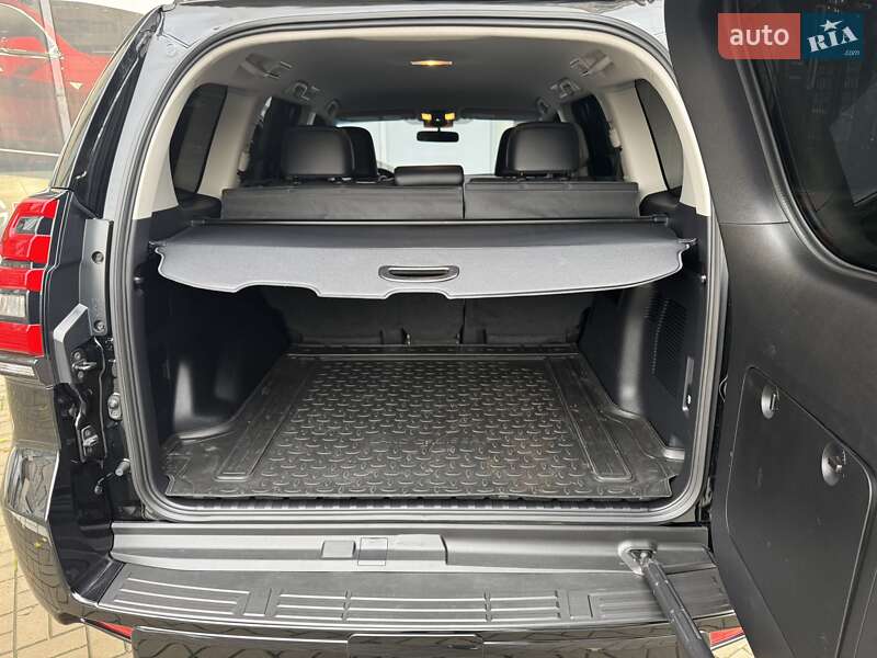 Внедорожник / Кроссовер Toyota Land Cruiser Prado 2022 в Николаеве