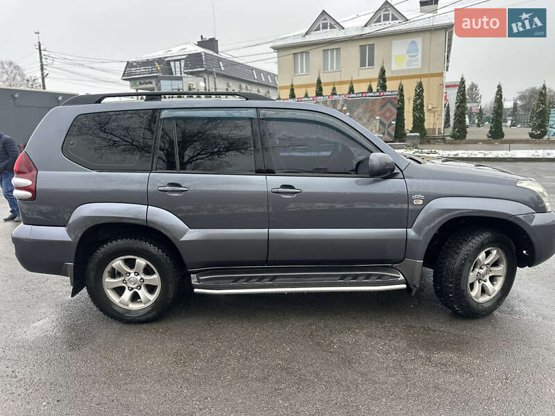 Позашляховик / Кросовер Toyota Land Cruiser Prado 2005 в Рівному