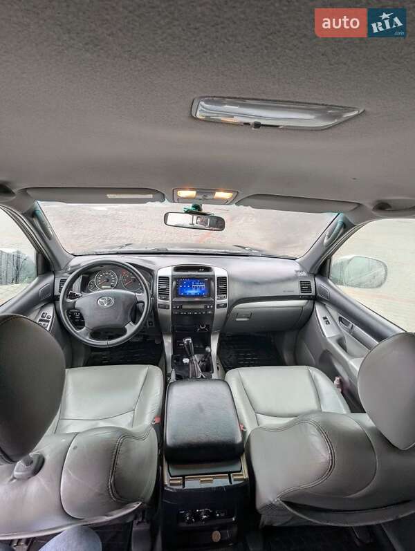 Позашляховик / Кросовер Toyota Land Cruiser Prado 2006 в Івано-Франківську