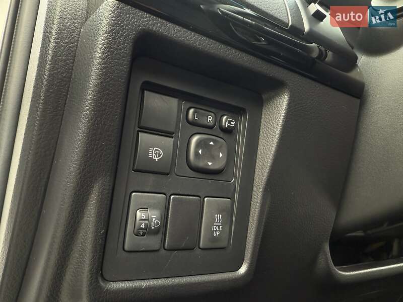 Внедорожник / Кроссовер Toyota Land Cruiser Prado 2019 в Виннице фото 38 Внедорожник / Кроссовер Toyota Land Cruiser Prado 2019 в Виннице