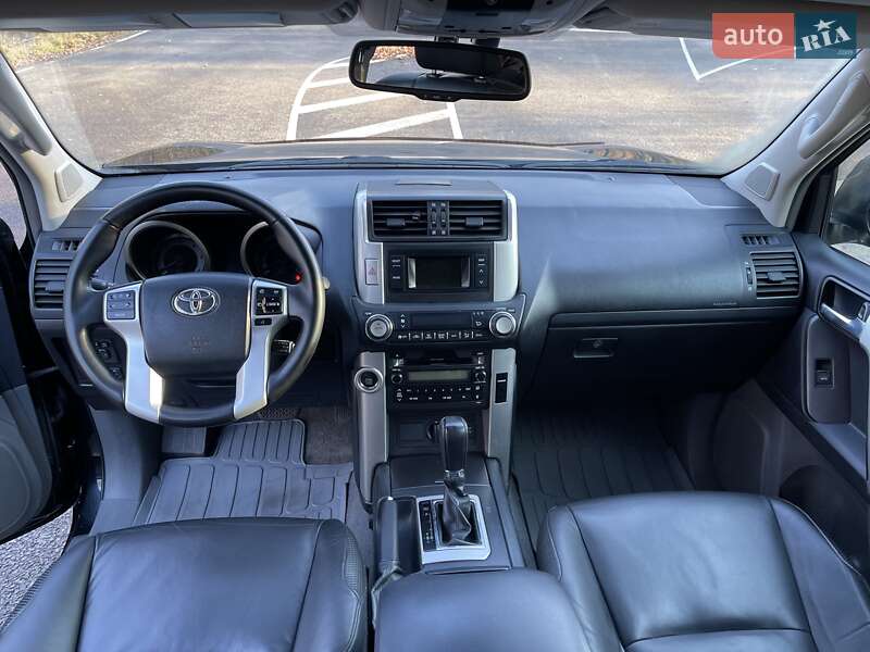 Внедорожник / Кроссовер Toyota Land Cruiser Prado 2010 в Прилуках