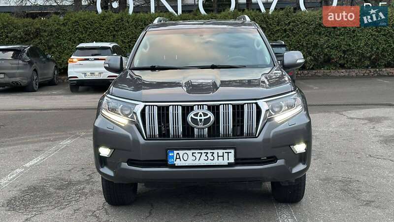 Внедорожник / Кроссовер Toyota Land Cruiser Prado 2019 в Киеве фото 2 Внедорожник / Кроссовер Toyota Land Cruiser Prado 2019 в Киеве