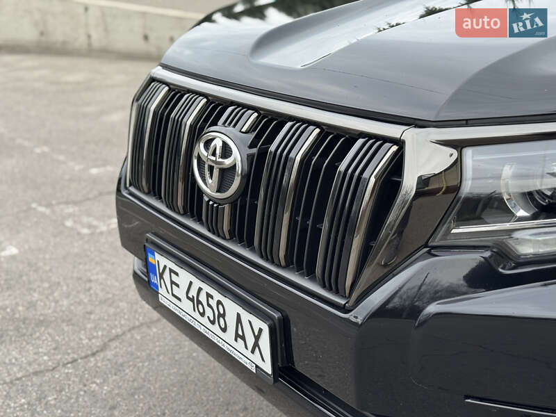 Внедорожник / Кроссовер Toyota Land Cruiser Prado 2021 в Днепре