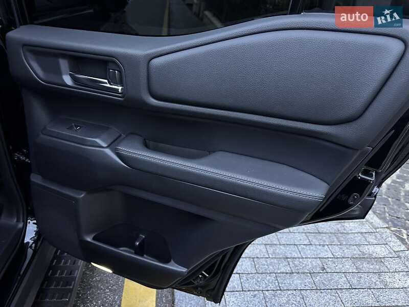 Внедорожник / Кроссовер Toyota Land Cruiser Prado 2024 в Киеве фото 74 Внедорожник / Кроссовер Toyota Land Cruiser Prado 2024 в Киеве