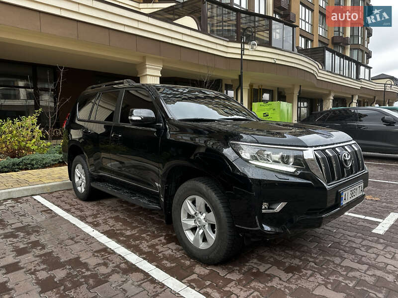 Внедорожник / Кроссовер Toyota Land Cruiser Prado 2021 в Киеве