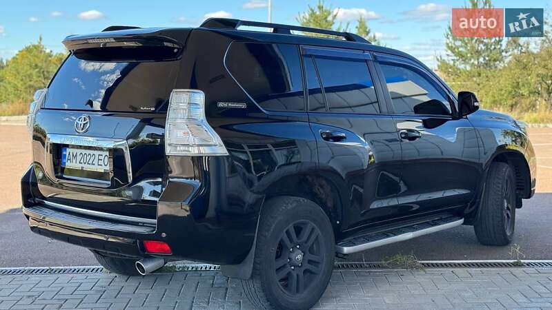 Внедорожник / Кроссовер Toyota Land Cruiser Prado 2010 в Житомире