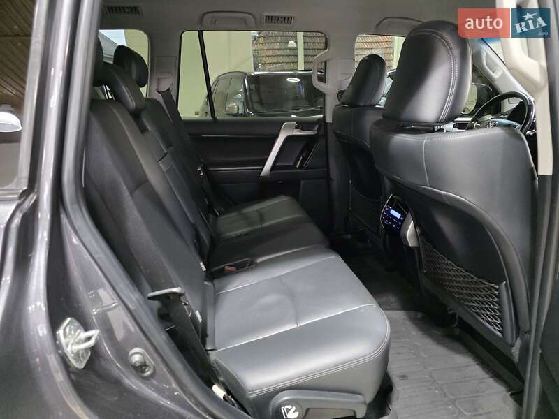 Внедорожник / Кроссовер Toyota Land Cruiser Prado 2022 в Коломые