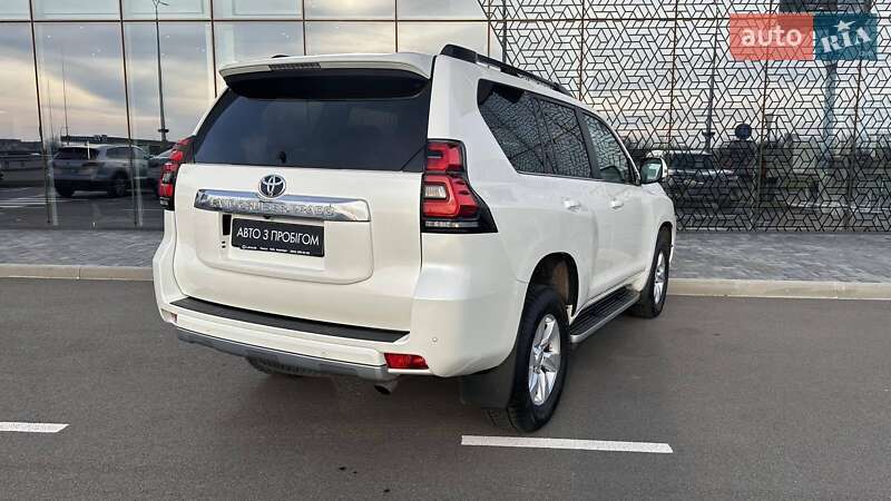 Позашляховик / Кросовер Toyota Land Cruiser Prado 2019 в Києві