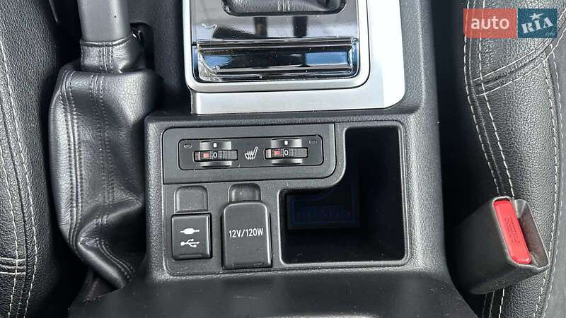 Позашляховик / Кросовер Toyota Land Cruiser Prado 2019 в Києві