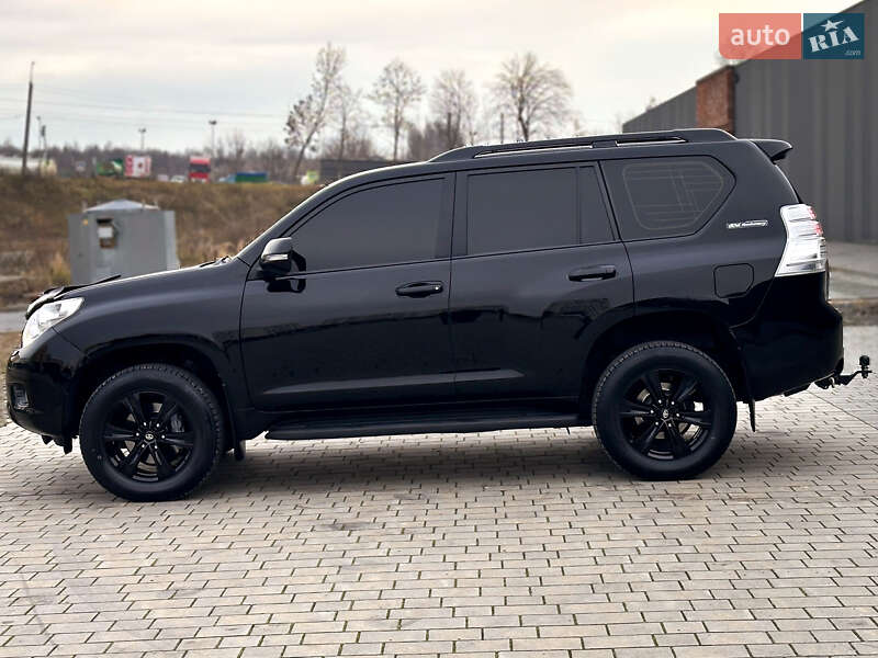 Внедорожник / Кроссовер Toyota Land Cruiser Prado 2012 в Хмельницком