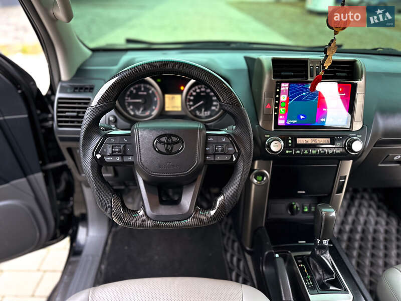 Внедорожник / Кроссовер Toyota Land Cruiser Prado 2012 в Хмельницком