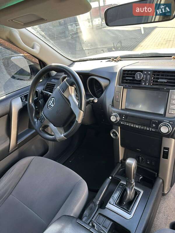 Внедорожник / Кроссовер Toyota Land Cruiser Prado 2012 в Коломые