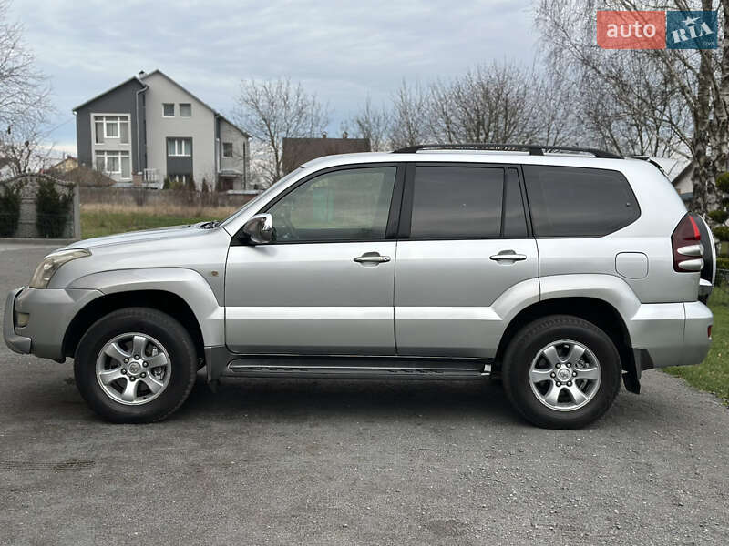 Внедорожник / Кроссовер Toyota Land Cruiser Prado 2006 в Хмельницком