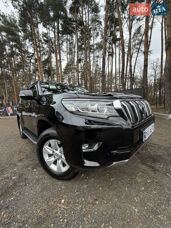 Позашляховик / Кросовер Toyota Land Cruiser Prado 2019 в Києві