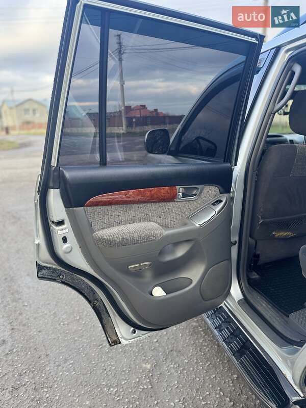 Позашляховик / Кросовер Toyota Land Cruiser Prado 2006 в Тернополі