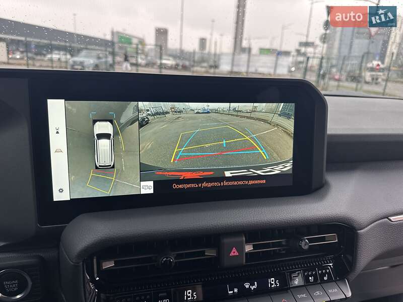 Позашляховик / Кросовер Toyota Land Cruiser Prado 2024 в Києві