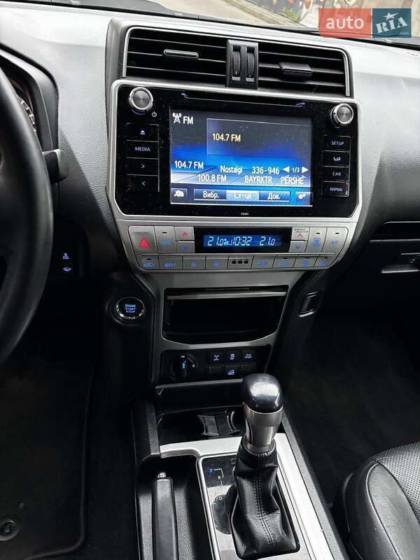 Позашляховик / Кросовер Toyota Land Cruiser Prado 2018 в Львові фото 12 Позашляховик / Кросовер Toyota Land Cruiser Prado 2018 в Львові