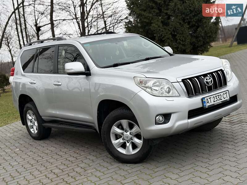 Внедорожник / Кроссовер Toyota Land Cruiser Prado 2013 в Ивано-Франковске