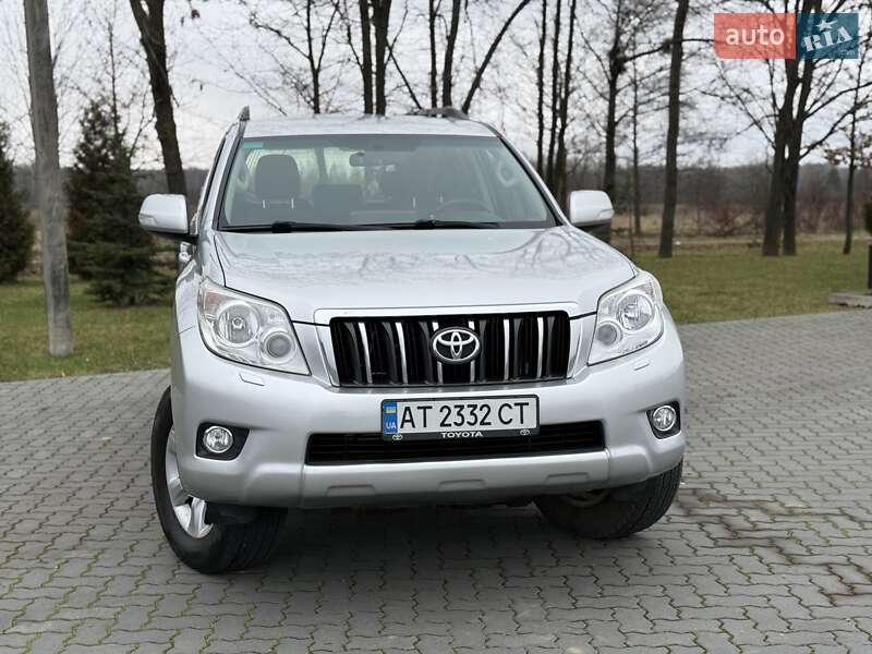 Внедорожник / Кроссовер Toyota Land Cruiser Prado 2013 в Ивано-Франковске