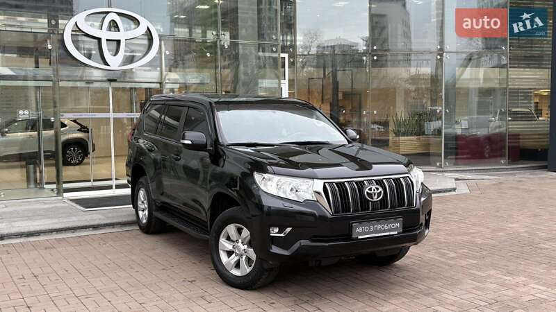 Внедорожник / Кроссовер Toyota Land Cruiser Prado 2019 в Киеве