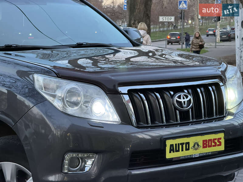 Позашляховик / Кросовер Toyota Land Cruiser Prado 2013 в Миколаєві