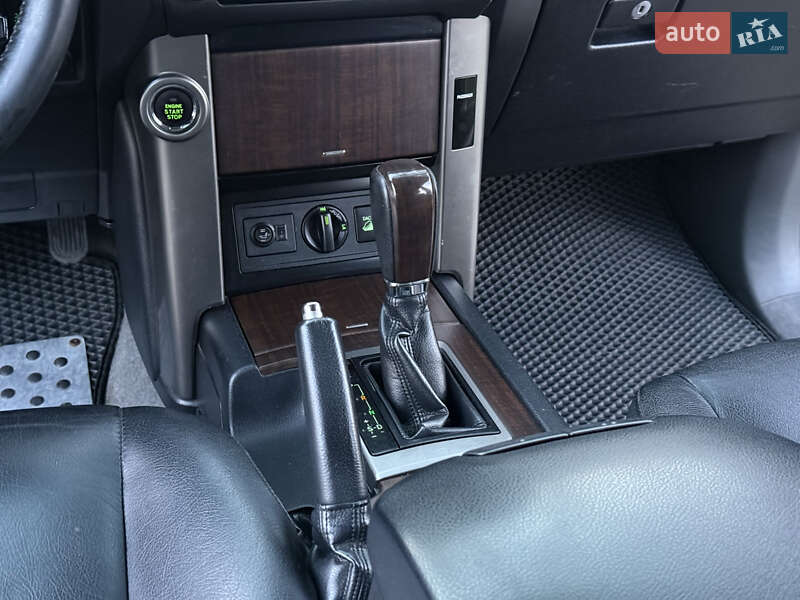 Позашляховик / Кросовер Toyota Land Cruiser Prado 2013 в Миколаєві
