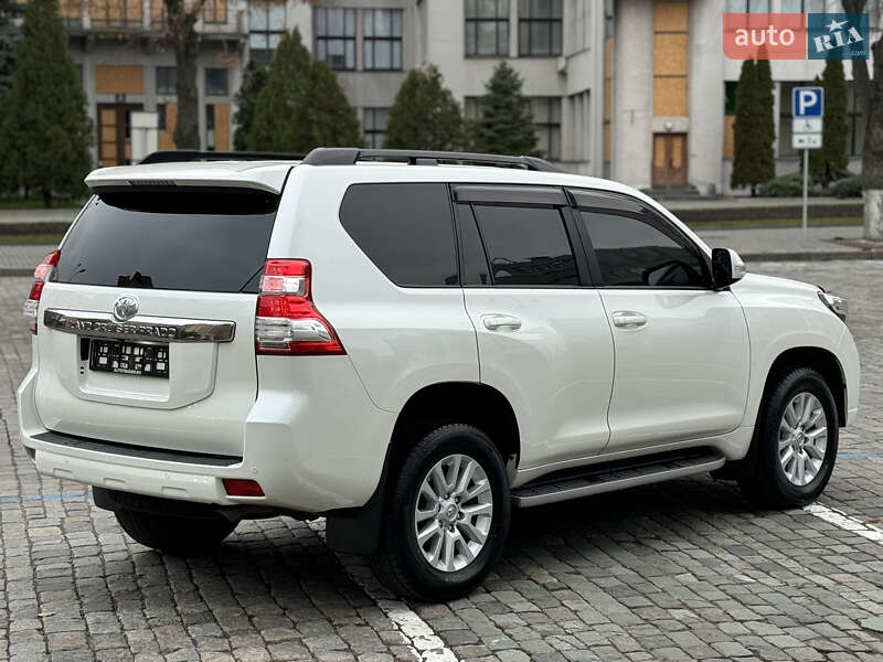 Позашляховик / Кросовер Toyota Land Cruiser Prado 2016 в Харкові