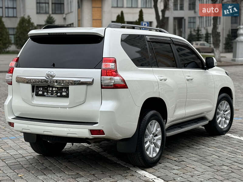 Позашляховик / Кросовер Toyota Land Cruiser Prado 2016 в Харкові