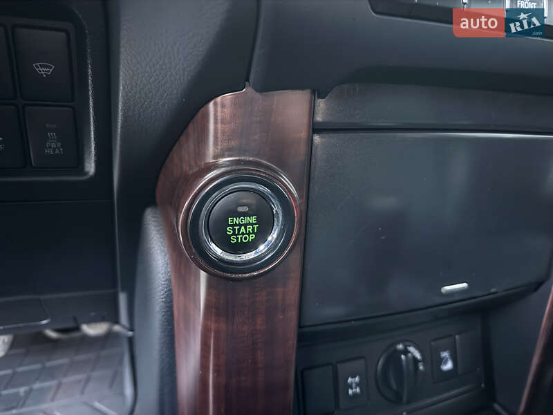 Позашляховик / Кросовер Toyota Land Cruiser Prado 2016 в Харкові