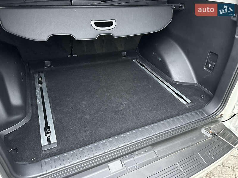 Позашляховик / Кросовер Toyota Land Cruiser Prado 2016 в Харкові