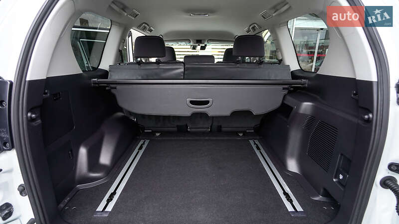 Внедорожник / Кроссовер Toyota Land Cruiser Prado 2020 в Львове