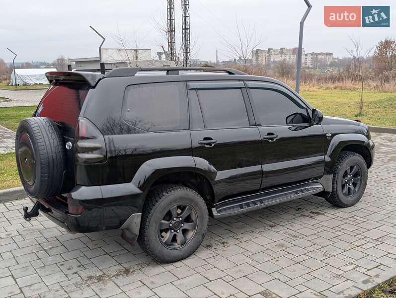 Внедорожник / Кроссовер Toyota Land Cruiser Prado 2005 в Здолбунове