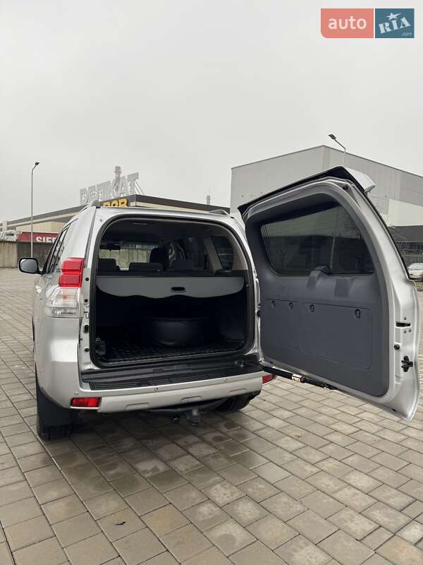 Внедорожник / Кроссовер Toyota Land Cruiser Prado 2012 в Черкассах