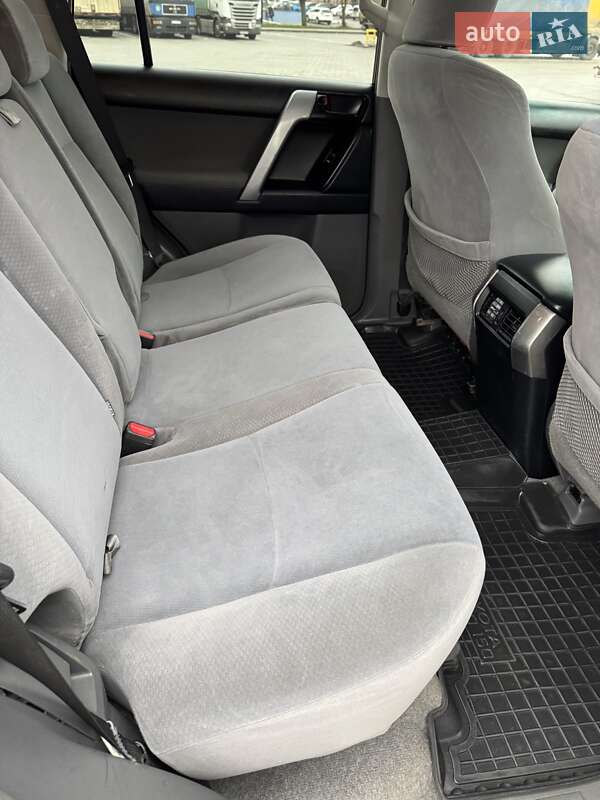Внедорожник / Кроссовер Toyota Land Cruiser Prado 2012 в Черкассах